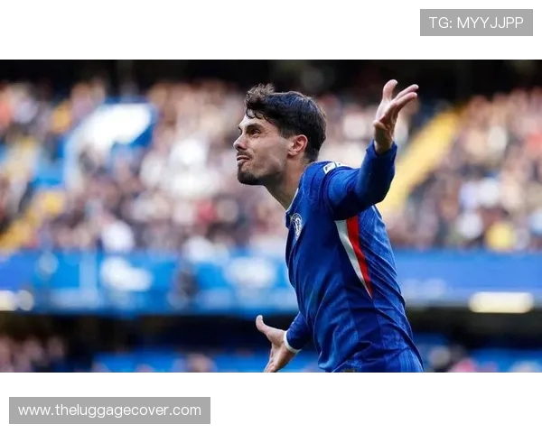 吉滕斯凭1球2助表现荣膺切尔西与狼队一役最佳球员 吉滕斯凭1球2助表现荣膺切尔西与狼队一役最佳球员