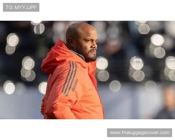 拜仁内部评卡尔傲慢 孔帕尼曾为其中心立规训